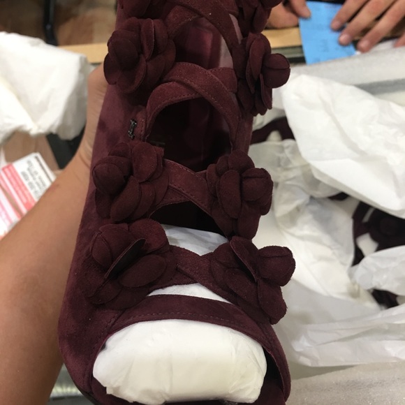 Chanel Booties. Size 41 - Picture 3 of 4